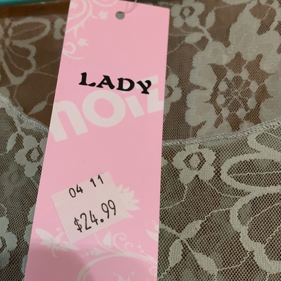 Lady top - Picture 5 of 5